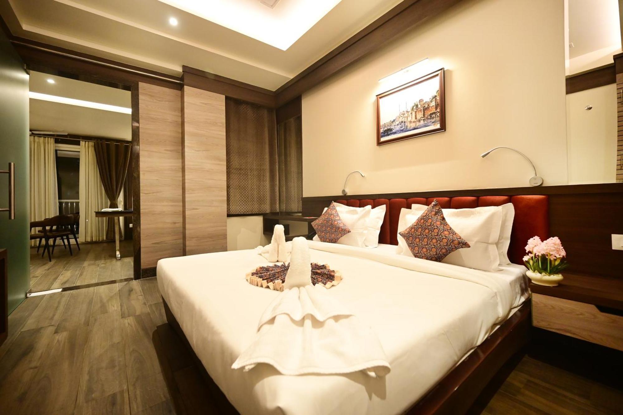 Coco Cabana พาราณสี ภายนอก รูปภาพ