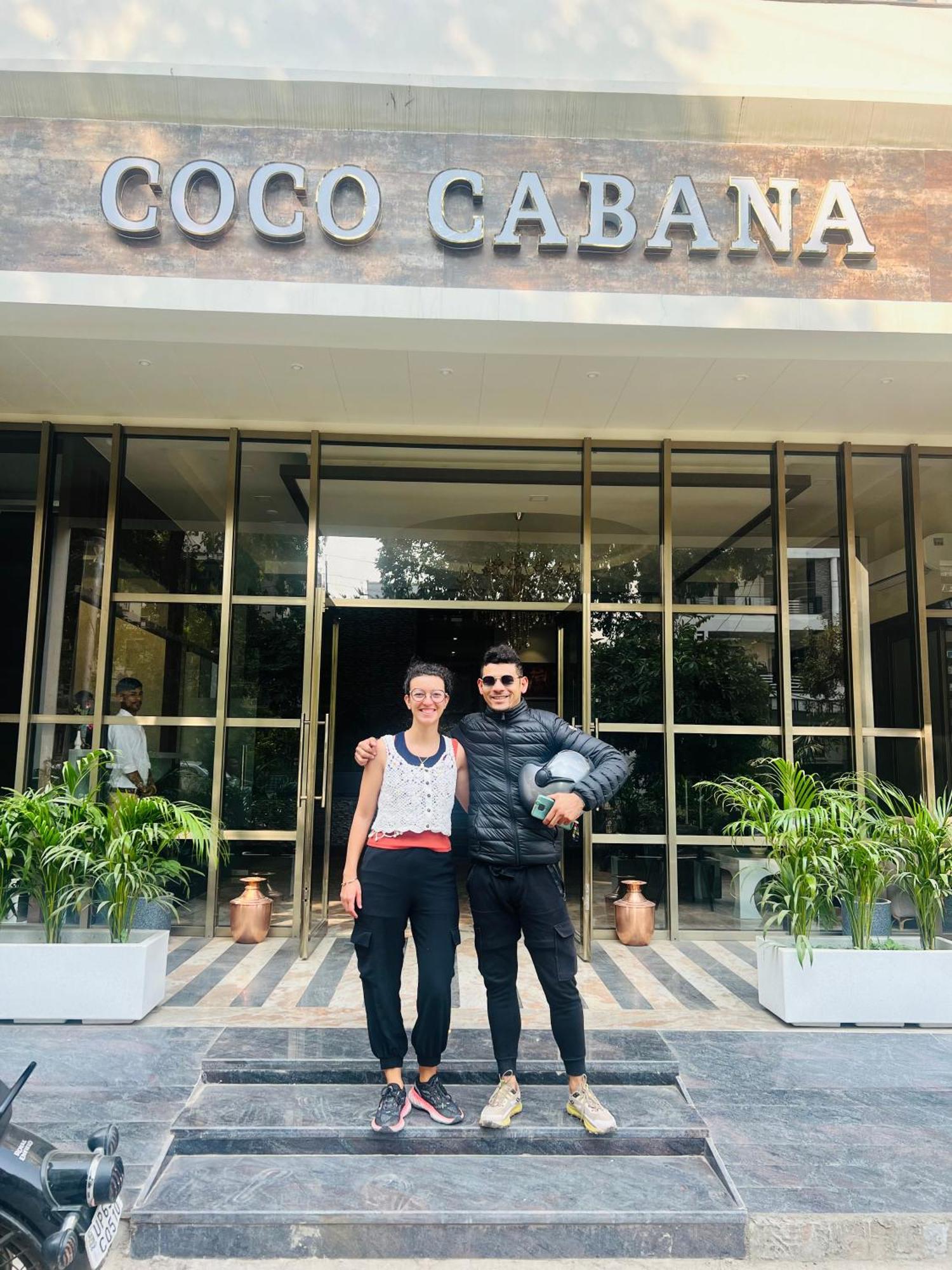 Coco Cabana พาราณสี ภายนอก รูปภาพ