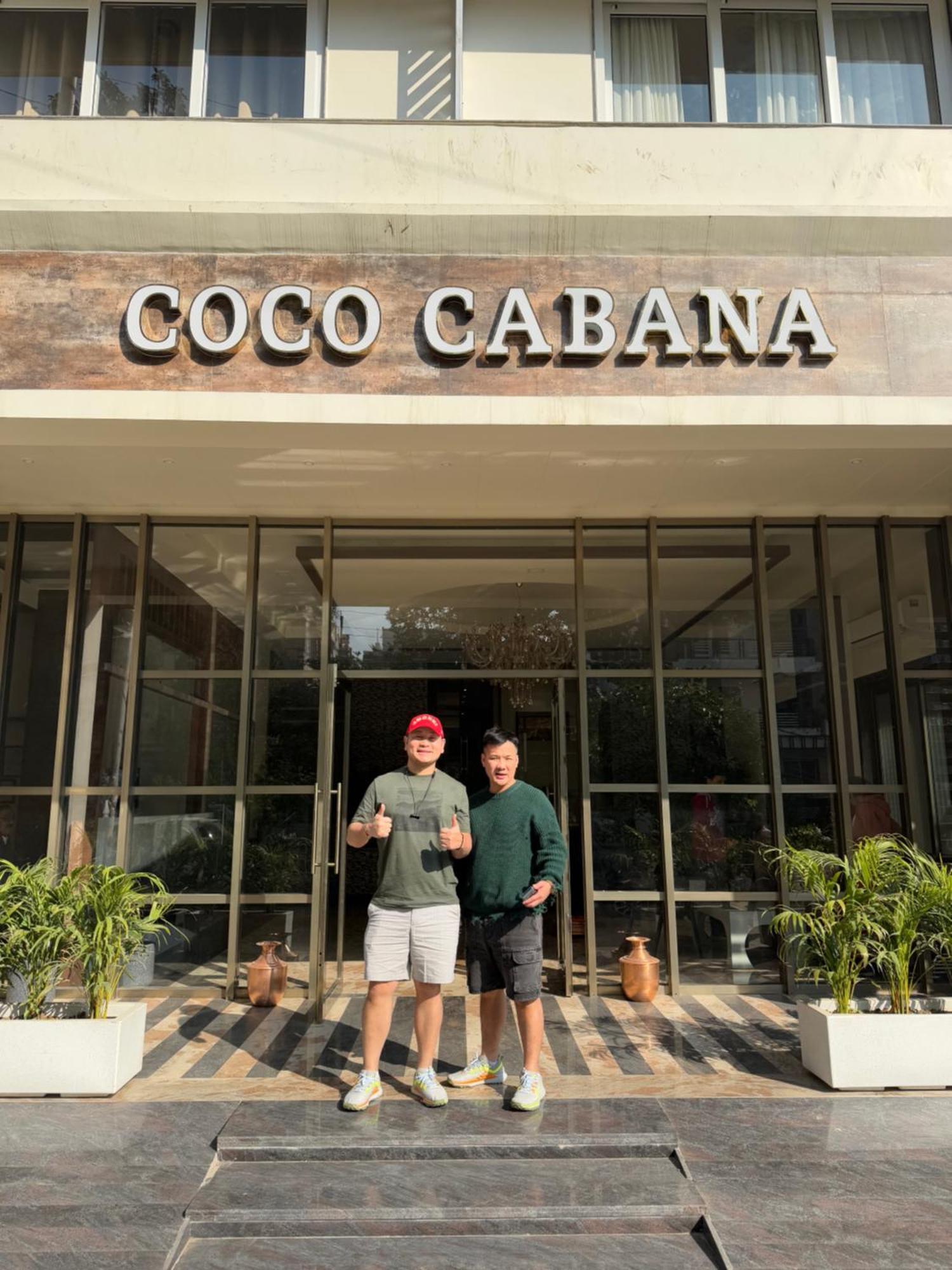 Coco Cabana พาราณสี ภายนอก รูปภาพ